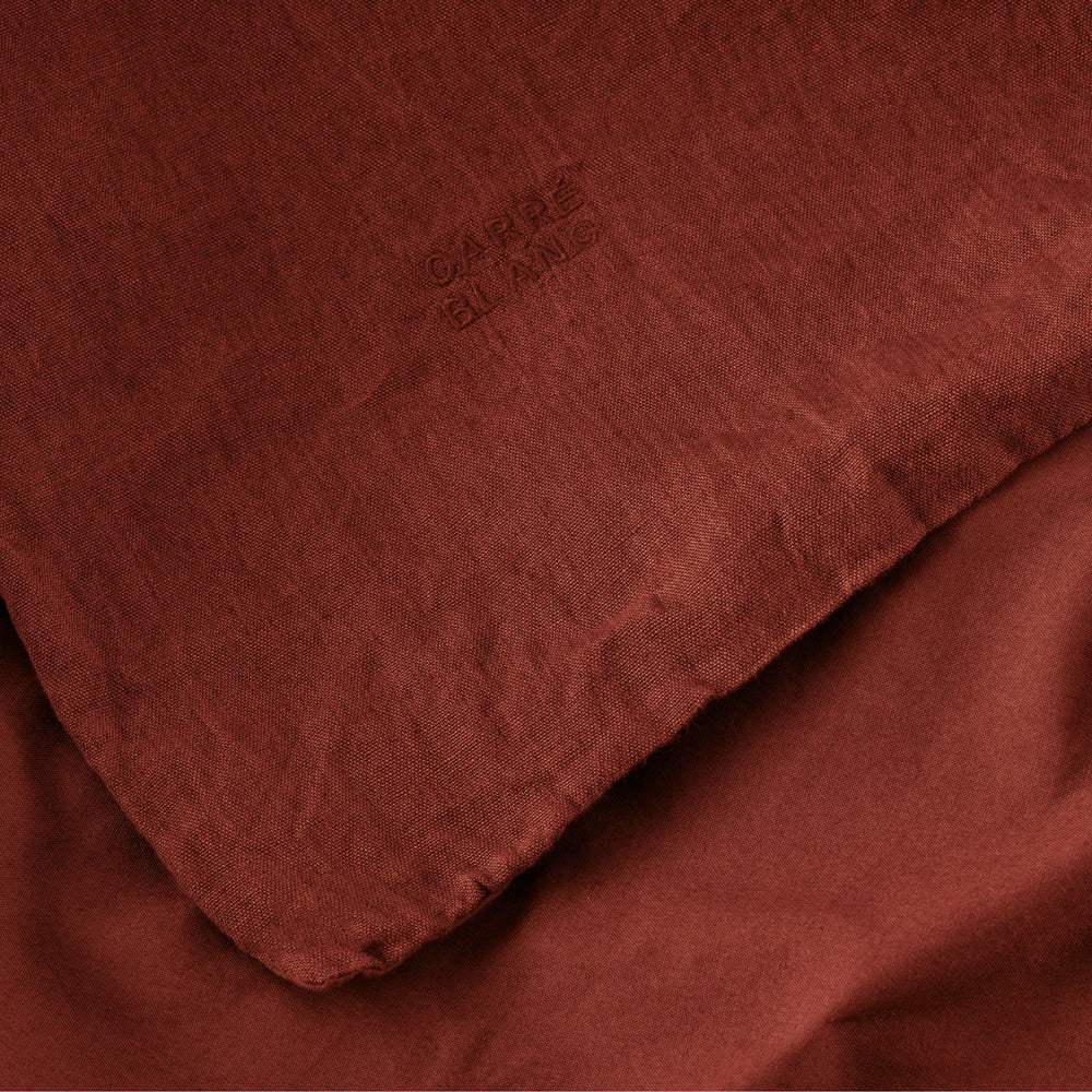 Washed linen and cotton bed linen